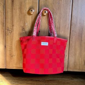 Shisheido Tote, Res, OS